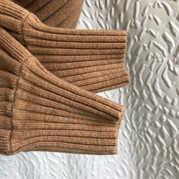 Aritzia Wilfred Tan Plunge Front Cardigan Cropped V-neck Merino Wool Sweater - Picture 5 of 12